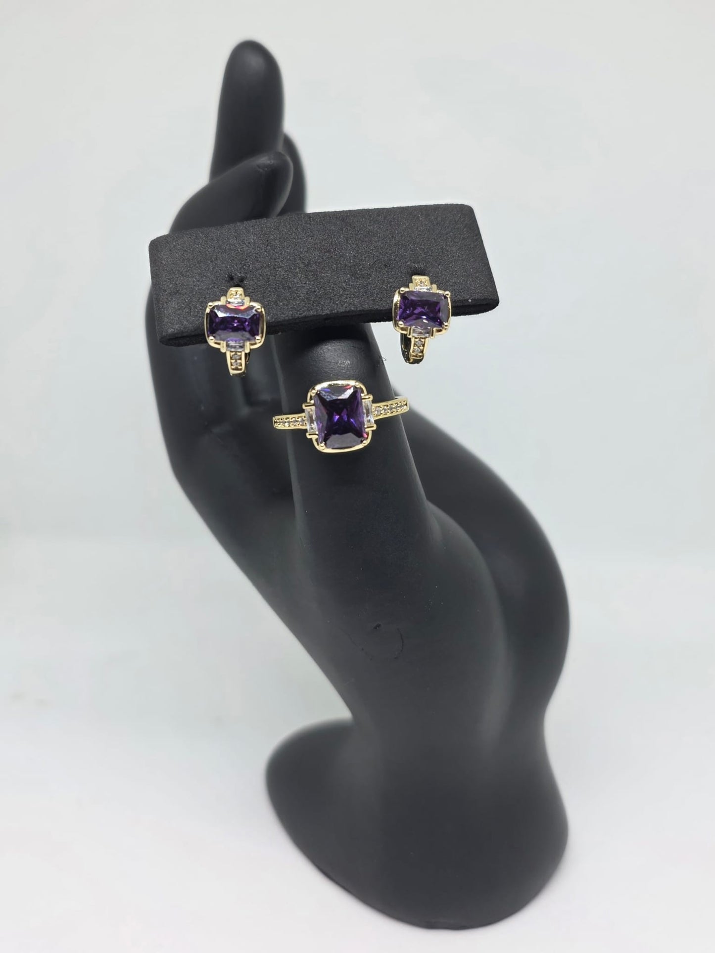 Pantallas y Anillo Piedra Morada | Oro Laminado 14K