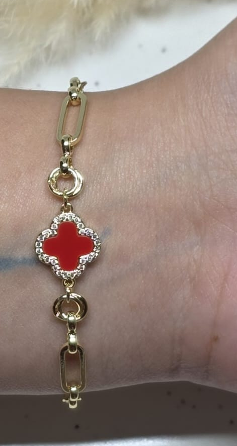 Pulsera 4 Hojas Roja Corta | Oro Laminado 14K