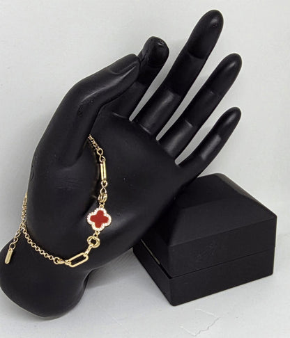 Pulsera 4 Hojas Roja Corta | Oro Laminado 14K
