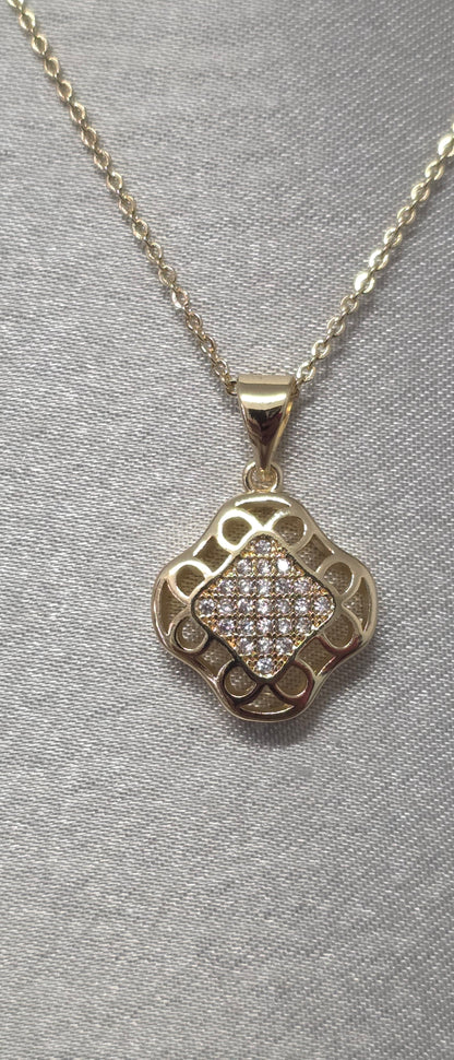 Set Cuadrifolio con Zirconias | Oro Laminado 14K