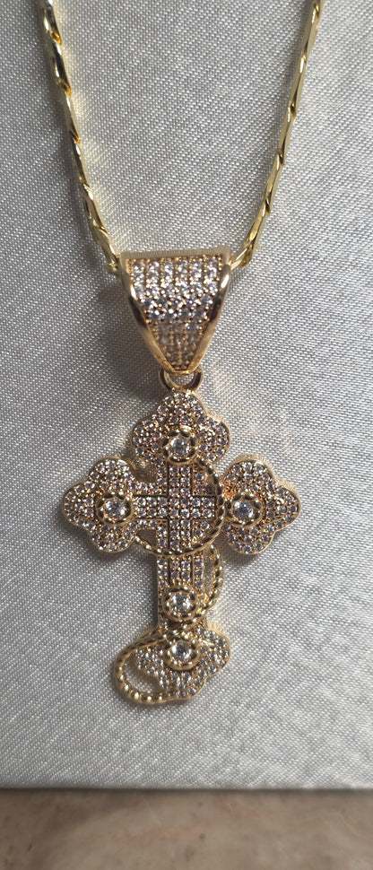 Dije de Cruz con Zirconias + Cadena 24”