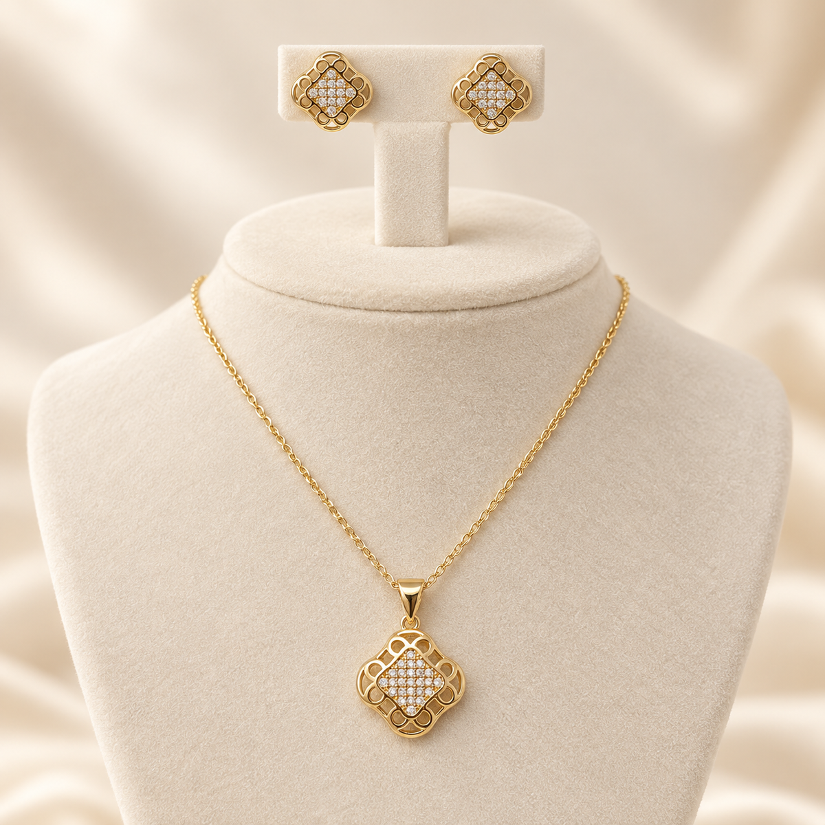 Set de collar y pantallas con diseño cuadrifolio y zirconias - FL Passion Jewelry