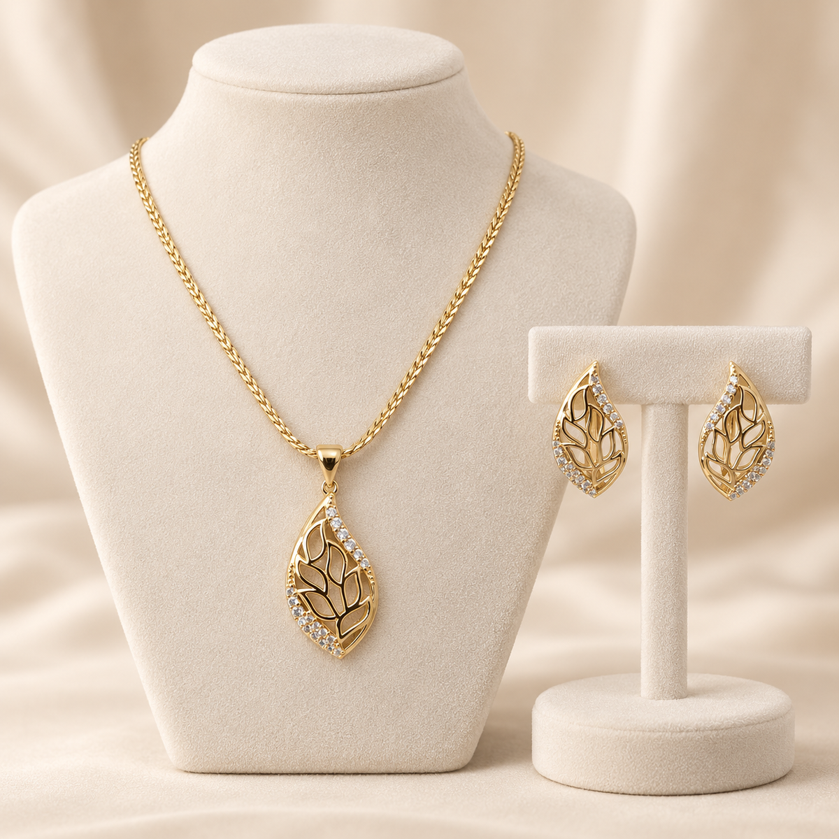 Set de hojas con zirconias en oro laminado 14K - FL Passion Jewelry